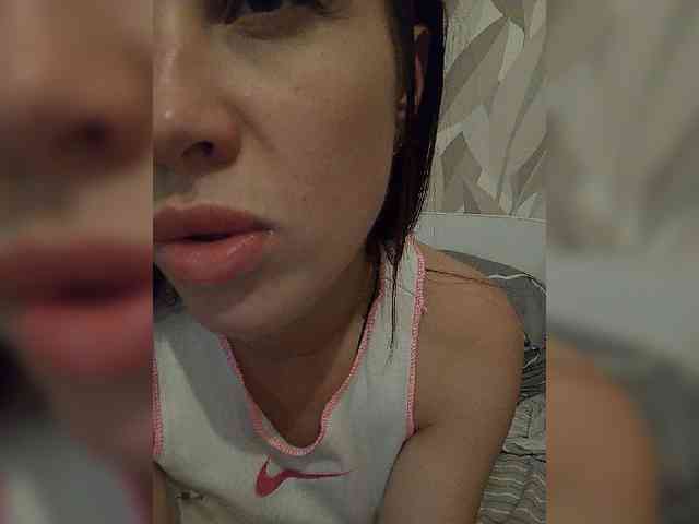 Kira1989 webcam