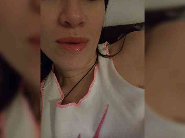 Kira1989 webcam