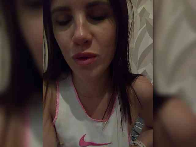 Kira1989 webcam