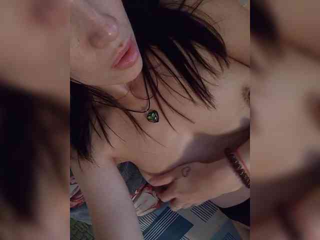 Kira1989 webcam