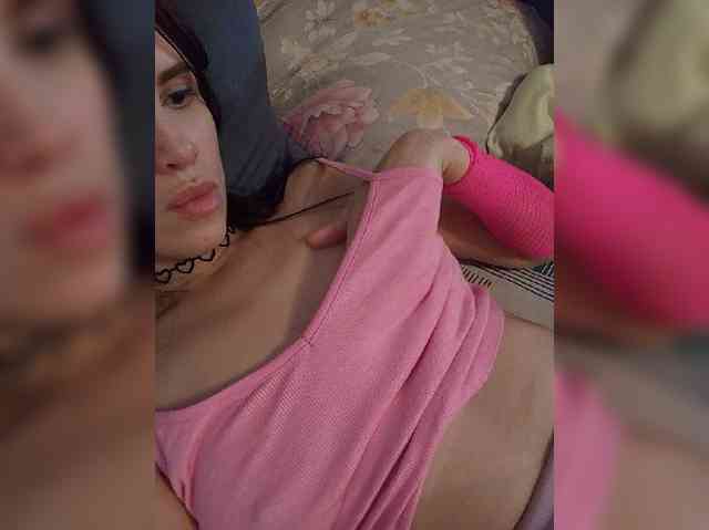 Kira1989 webcam