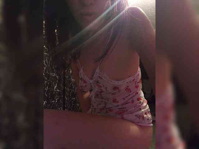 Kira1989 webcam