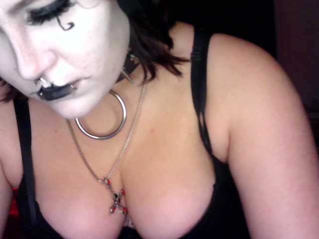 noramidnight22 live cam on BongaCams
