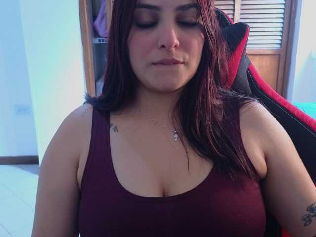 atenea-love live cam on BongaCams