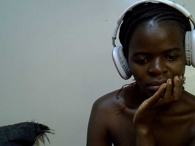 Sweetwn, live now on BongaCams