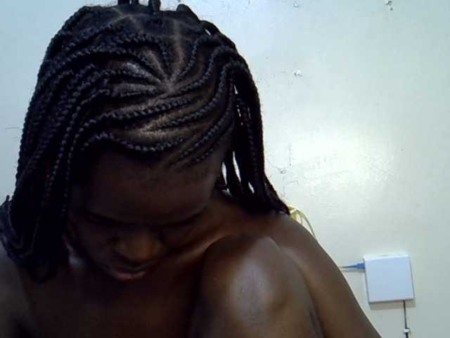 Sweetwn live cam preview