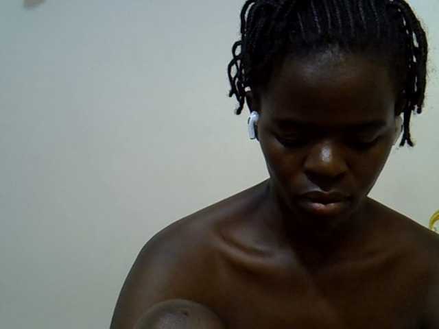 Sweetwn live cam on BongaCams