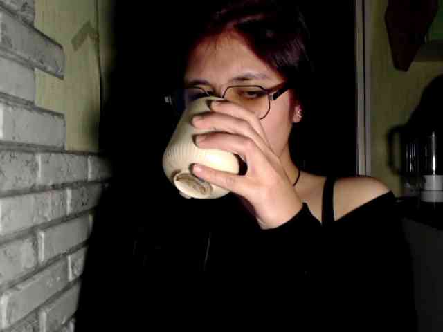 AliceMurzik webcam