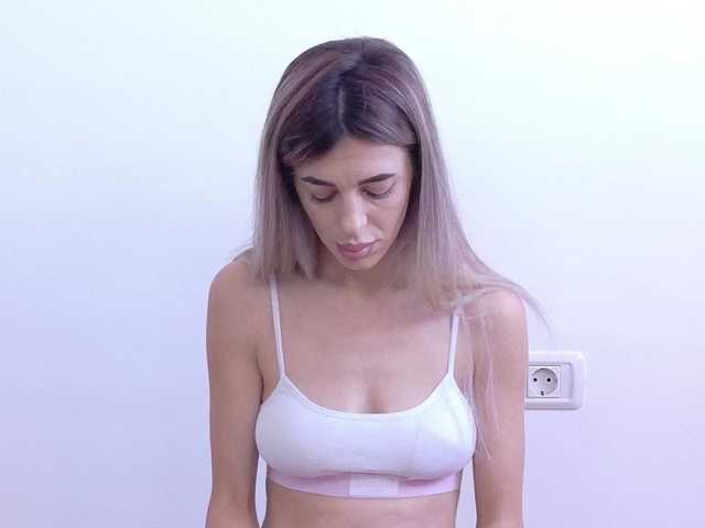 IvyNoir live cam preview