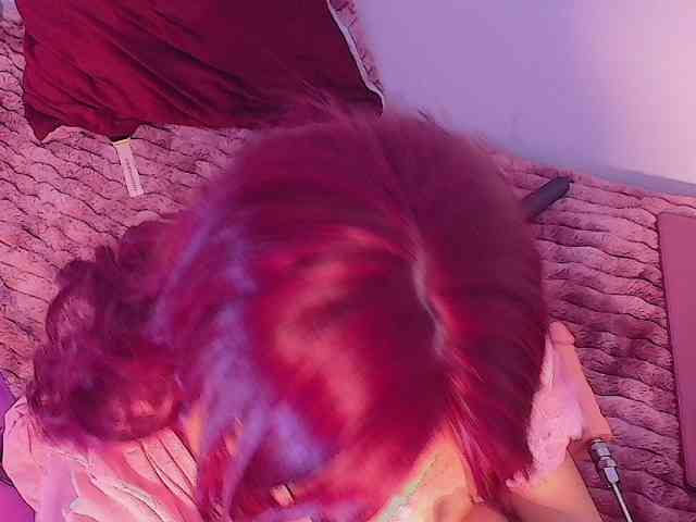 ScarlethHot1 webcam