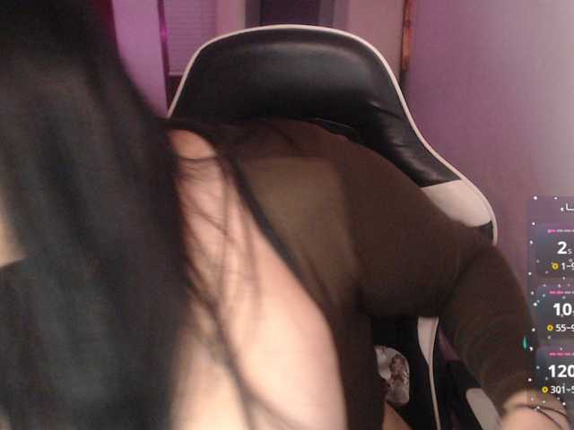 Kriskaboom live cam preview
