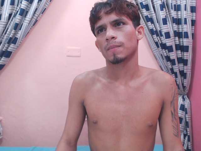 paulwalker19 — live male cam