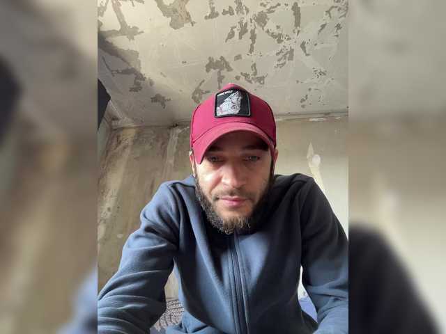 VirtuoZZaa, 30 y/o - Live Cam on BongaCams