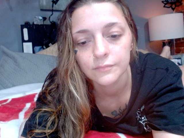 carrdii988 live cam on BongaCams