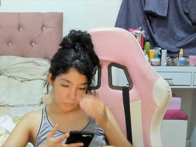 Angel777d, 21 y/o - Live Cam on BongaCams