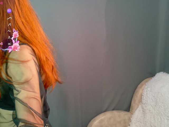 LilyNoirVibe live cam on BongaCams
