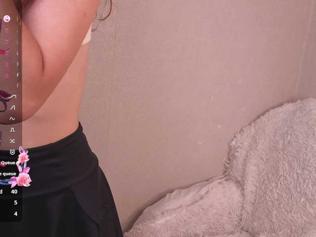 LilyNoirVibe live cam on BongaCams