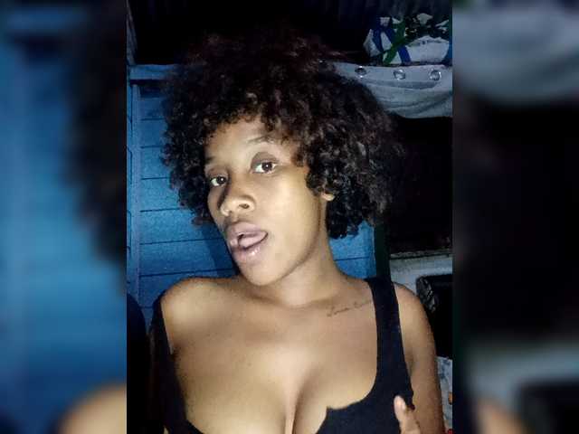 Pretty25 webcam