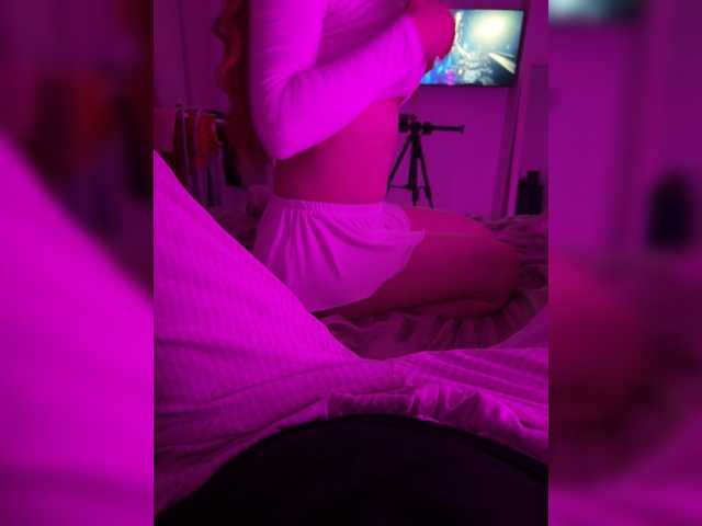 GinVstonic live cam on BongaCams