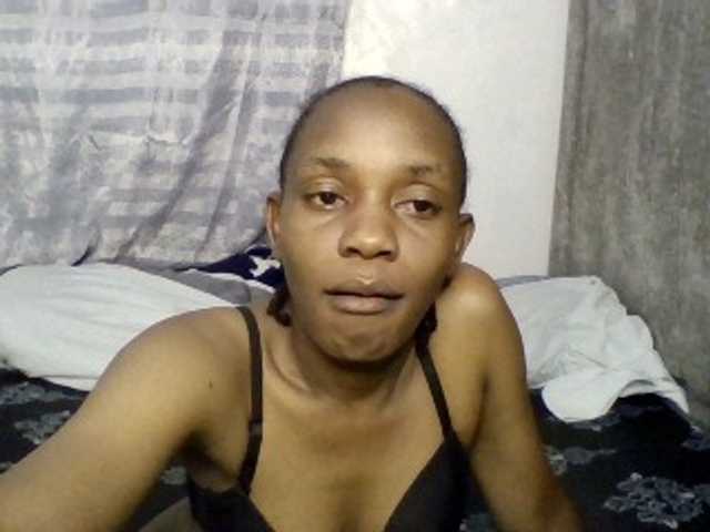 Minimochie live cam on BongaCams