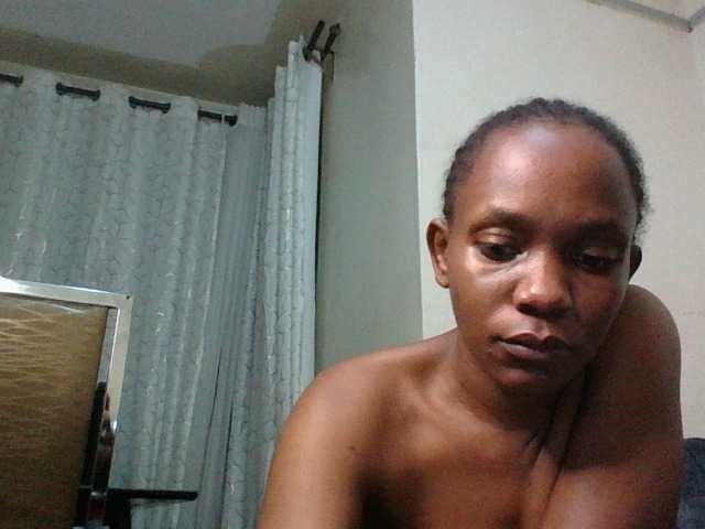 Minimochie live cam on BongaCams