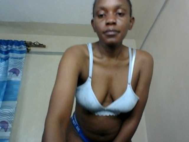 Minimochie live cam on BongaCams