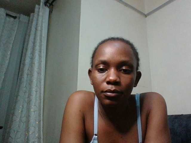 Minimochie live cam on BongaCams