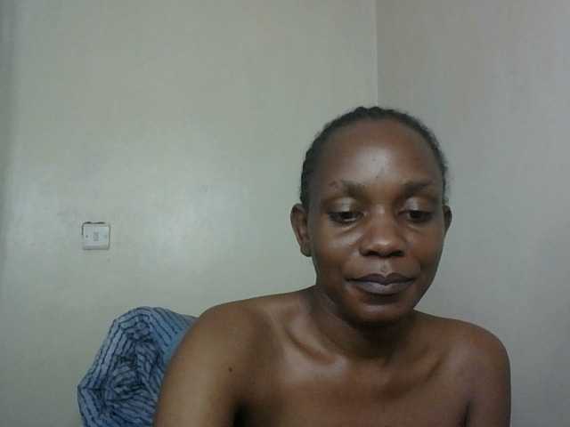 Minimochie live cam on BongaCams