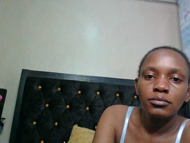 Minimochie live cam on BongaCams