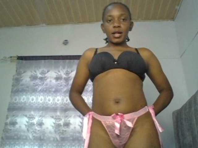 Minimochie live cam on BongaCams