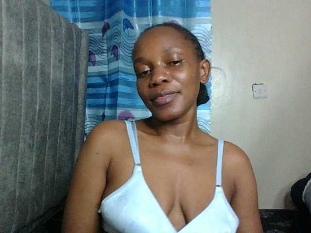 Minimochie live cam on BongaCams
