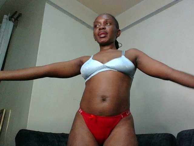 Minimochie live cam on BongaCams