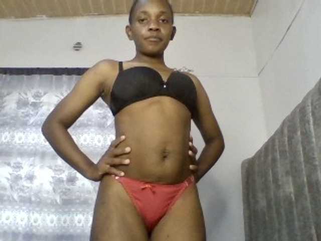 Minimochie live cam on BongaCams