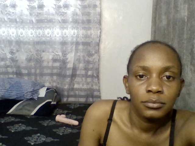 Minimochie live cam on BongaCams