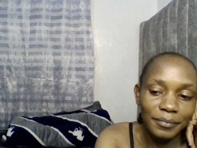 Minimochie live cam on BongaCams