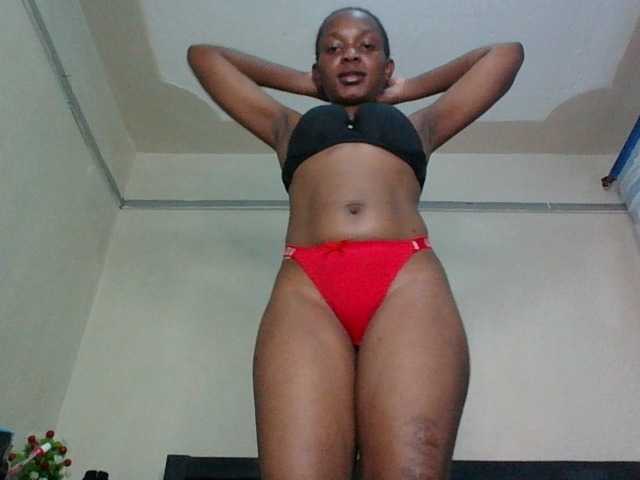 Minimochie live cam on BongaCams