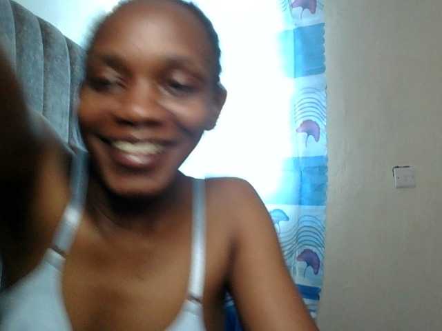 Minimochie live cam on BongaCams