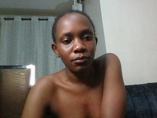 Minimochie live cam on BongaCams
