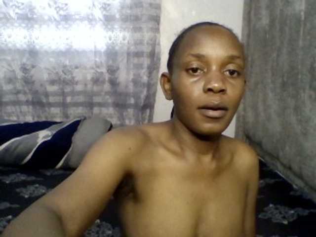 Minimochie live cam on BongaCams
