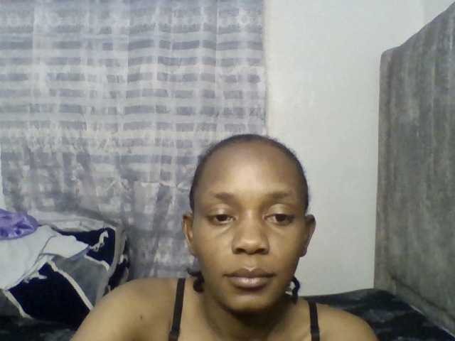 Minimochie live cam on BongaCams