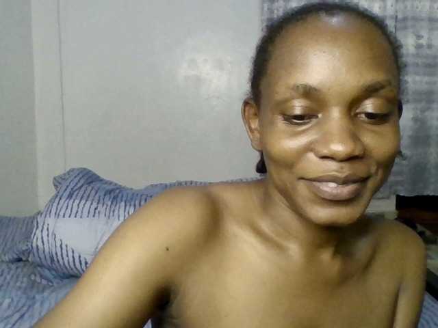 Minimochie live cam on BongaCams