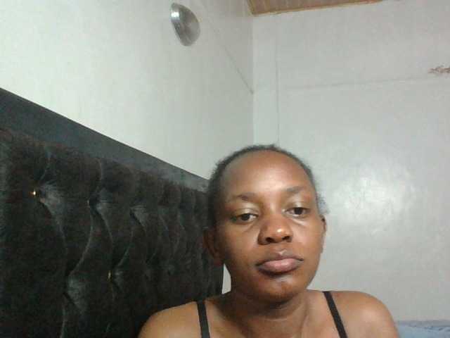 Minimochie live cam on BongaCams