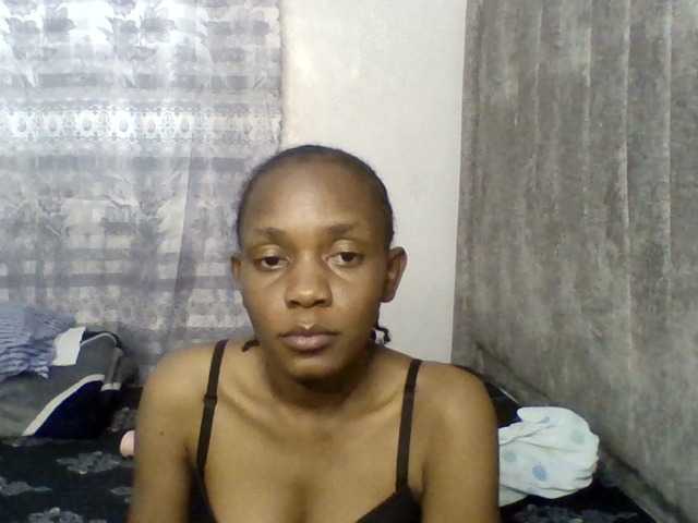 Minimochie live cam on BongaCams
