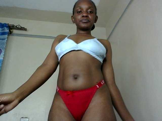 Minimochie live cam on BongaCams