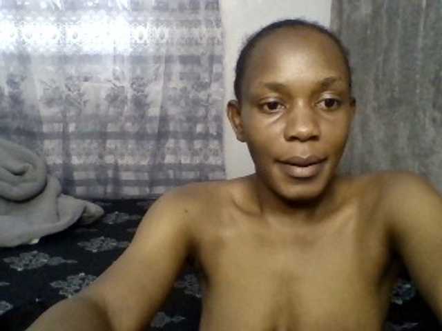 Minimochie live cam on BongaCams