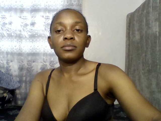 Minimochie live cam on BongaCams