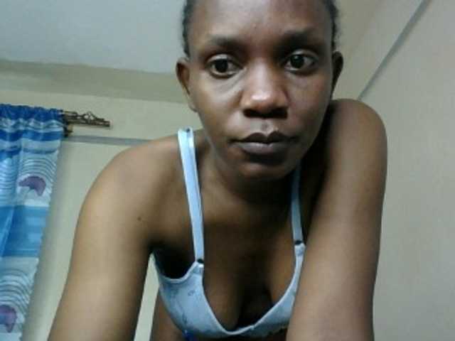 Minimochie live cam on BongaCams