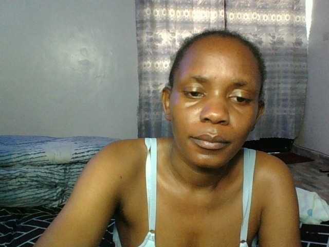 Minimochie live cam on BongaCams