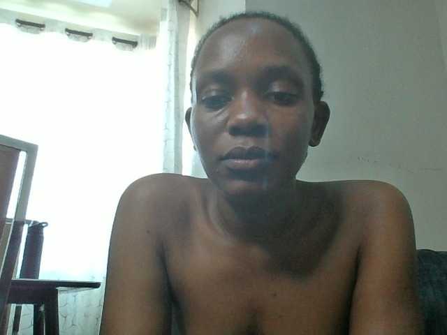 Minimochie live cam on BongaCams