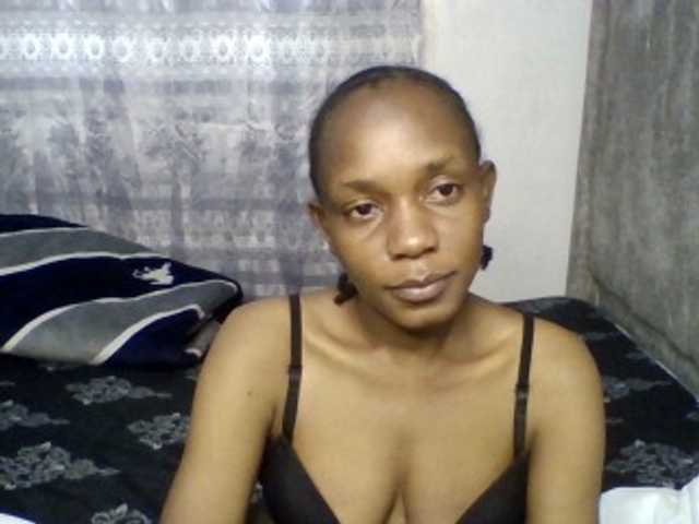 Minimochie live cam on BongaCams